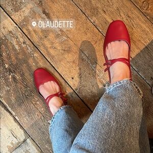 Steve Madden red leather flats